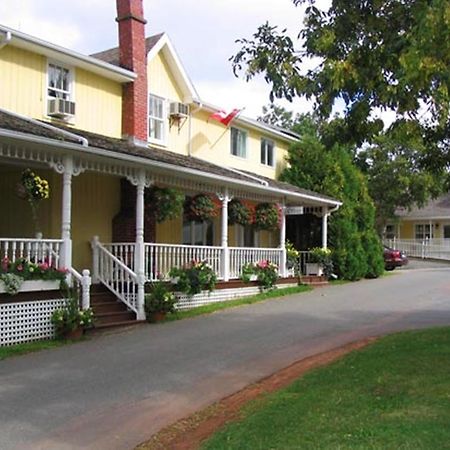 Shining Waters Country Inn Cavendish Ngoại thất bức ảnh